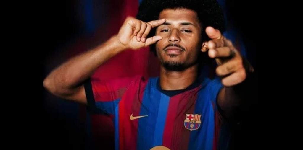 Karim Adeyemi rejoint le FC Barcelona jusqu'en 2031