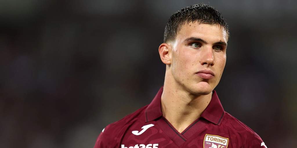 Benfica sur Casadei : Abate bloque le transfert au Torino