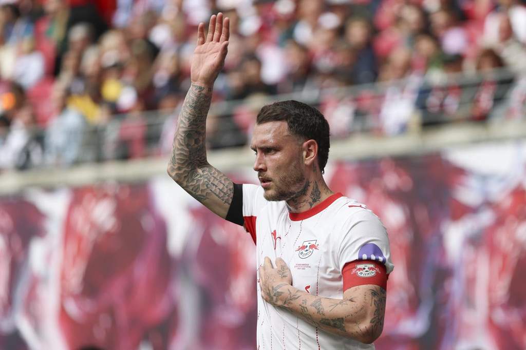 Bournemouth favori numéro un pour arracher David Raum au RB Leipzig