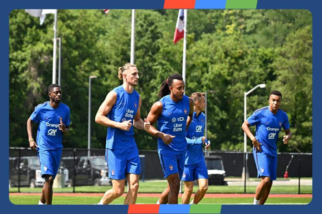 Les joueurs de l'équipe de France réunis à l'entraînement à Dallas avant la Coupe du monde.