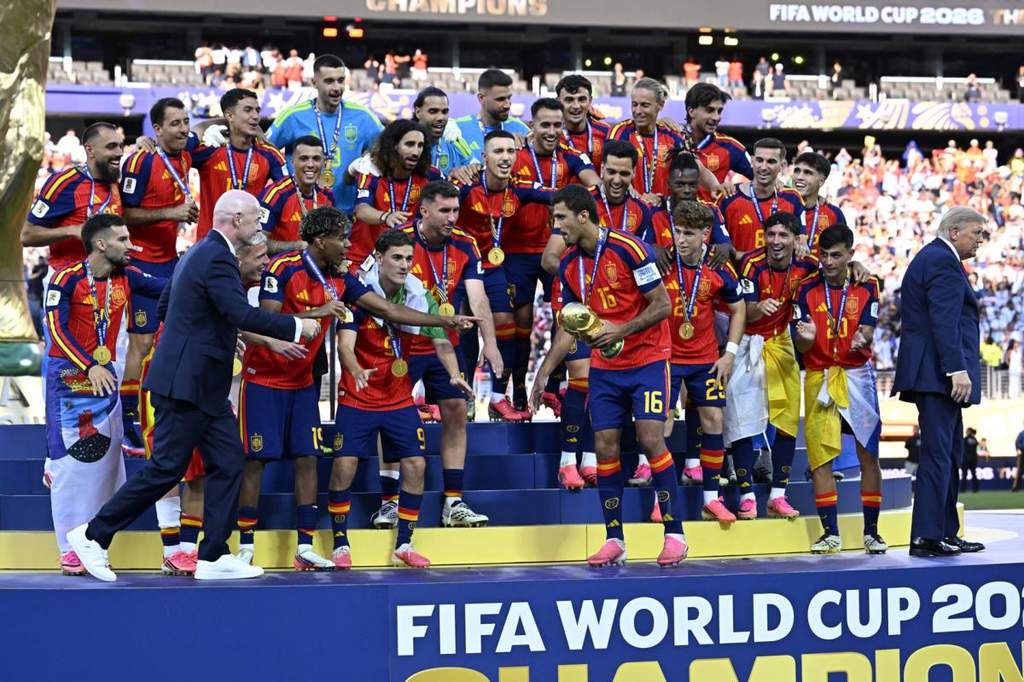 Donald Trump s'invite sur le podium de la Coupe du monde 2026
