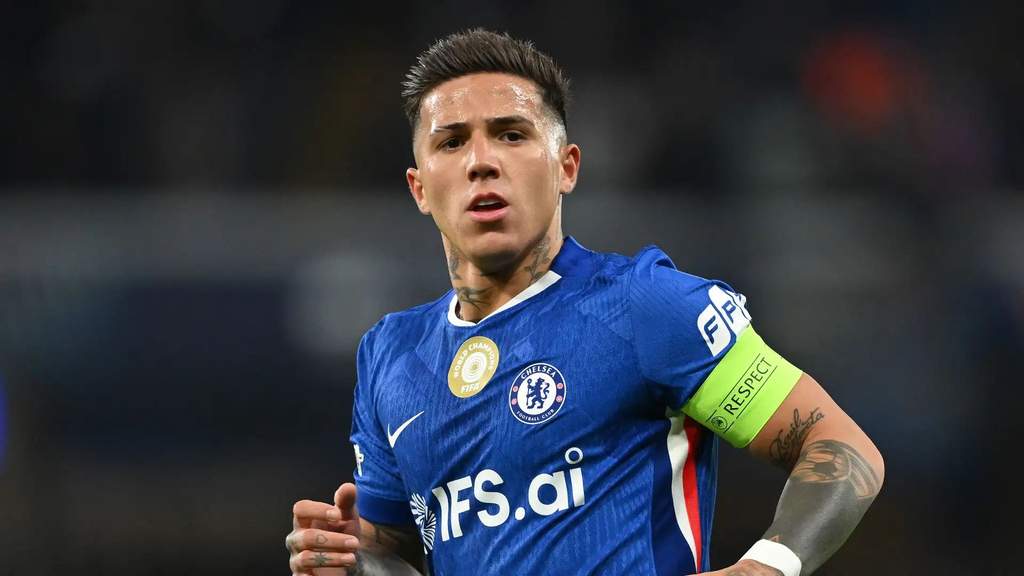 Real Madrid: Chelsea réclame un prix fou pour Enzo Fernandez !