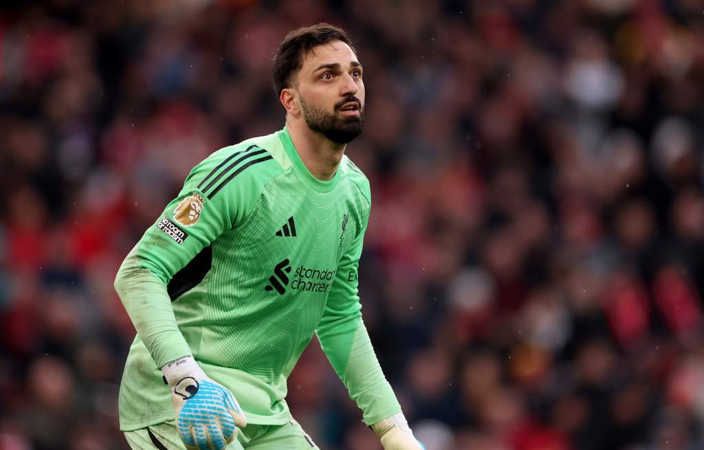 Giorgi Mamardashvili sous le maillot de Valencia avant son transfert à Liverpool.