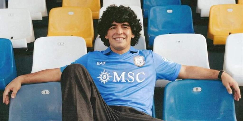 Le nouveau maillot du Napoli pour le Centenaire 2026/2027 hommage à Diego Maradona